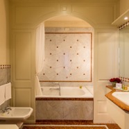 Villa_Imperiale_Deluxe_Room_Marble_Bathroom.jpg